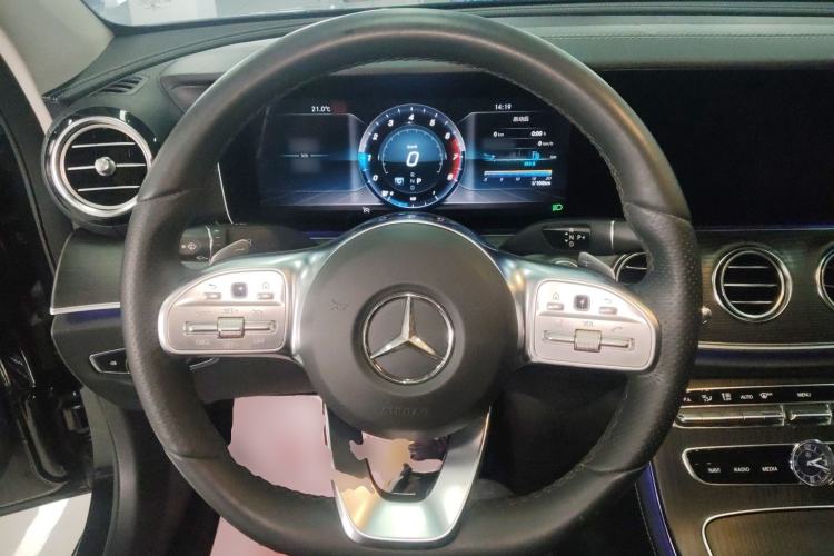 Used Mercedes-Benz E-Class 2020 Restyled E 300 L Sporty and Stylish Edition Steering Wheel