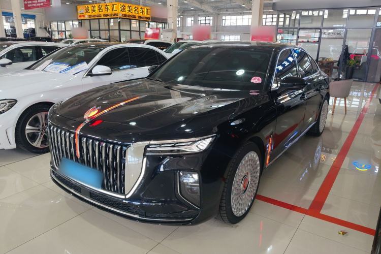 Used Hongqi H9 2025 Model Facelifted 2.0T Two-Wheel Drive Flag-Style Luxury Business Edition, 5 Seats