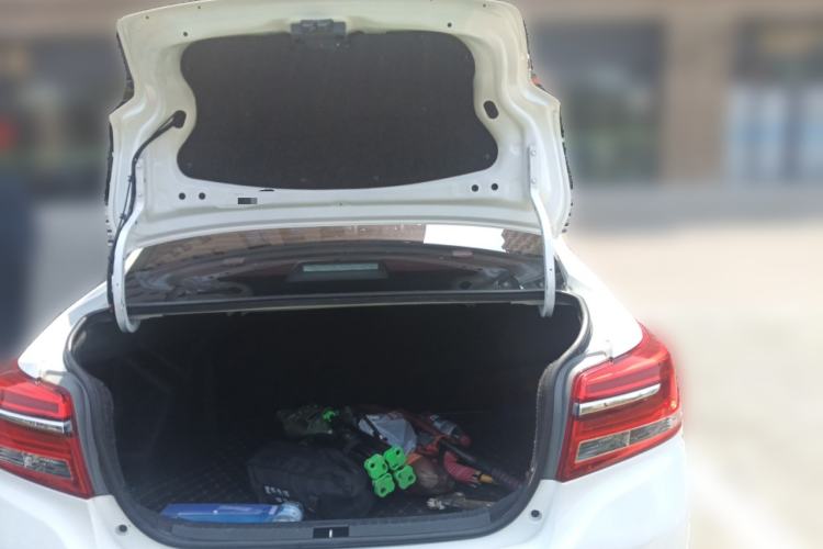 Used Toyota Vios 2017 1.3L CVT Sharp Edition Trunk