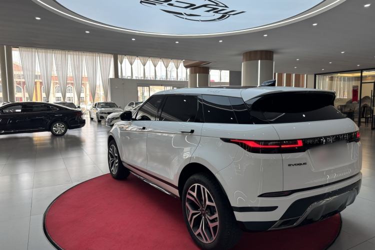 Used Land Rover Range Evoque 2024 Aurora L 249 PS Prestige Light-Chasing Edition
