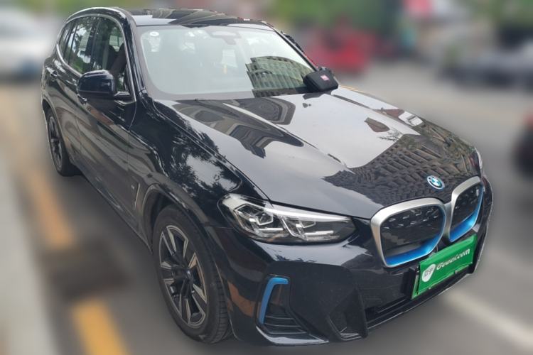 Used BMW iX3 2022 Leading Model Front Right 45 Deg