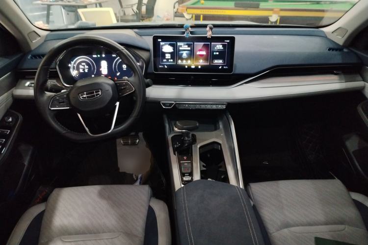 Used Geely Auto Preface 2021 Revised Version 2.0TD Luxury Edition Center Console
