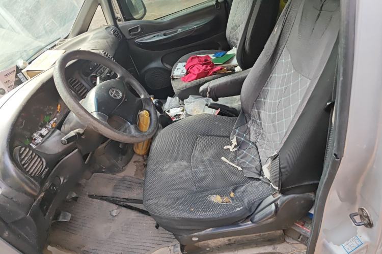 Used JAC Group Refine 2011 2.0L Shuttle Gasoline Standard Edition HFC4GA3 Left Front Seat