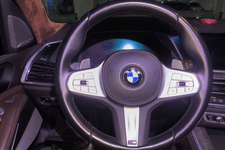 Used BMW X5 2022 xDrive 30Li M Sport Package