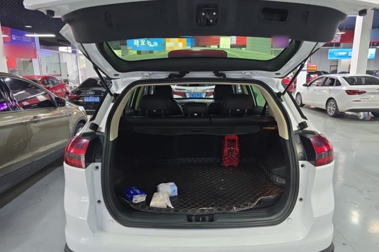 Used Geely Auto Emgrand X7 Sport 2018 1.8TD Automatic Two-Wheel Drive Smart Connect 4G Internet Edition Trunk