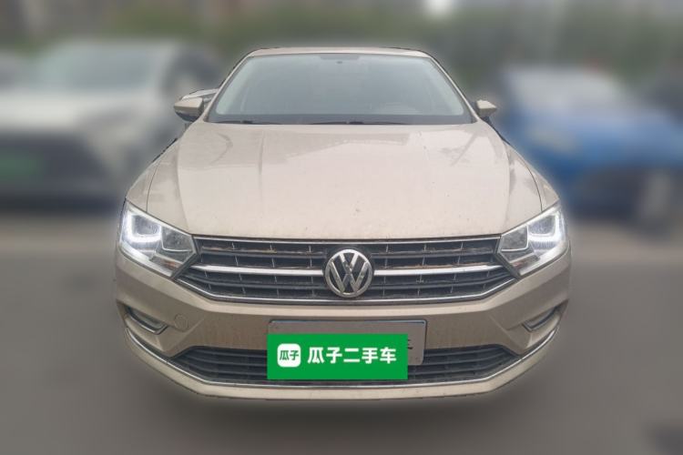 Used Volkswagen Bora 2017 230TSI DSG Comfort Version
