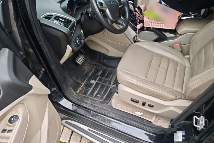 Used Ford Kuga 2013 1.6L GTDi 4x4 Elite Model Driver Seat