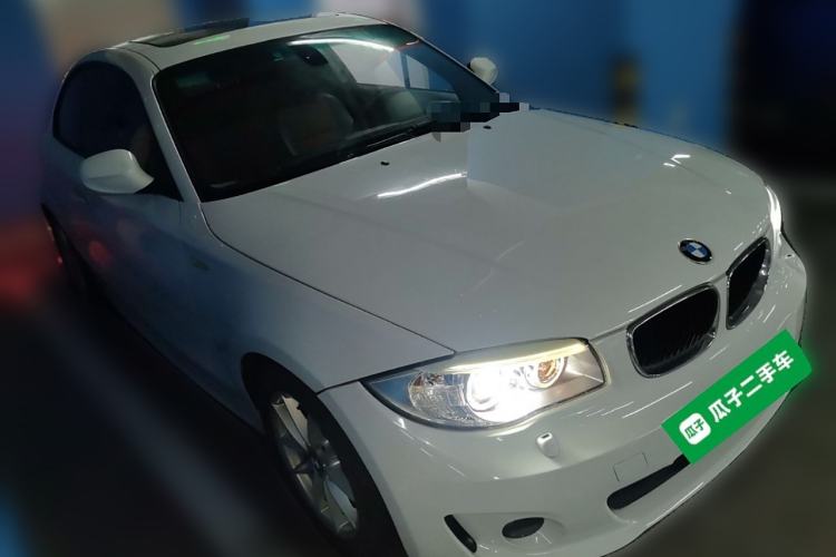 Used BMW 1 Series 2011 120i two-door coupe
