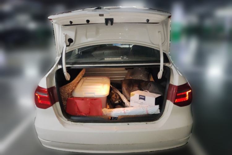 Used Volkswagen Jetta 2015 Value Edition 1.6L Automatic Fashion Version Trunk