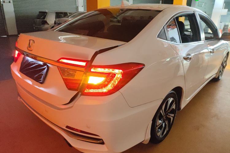 Used Honda Crider 2016 1.8L CVT Luxury Edition Rear Right 45 Deg