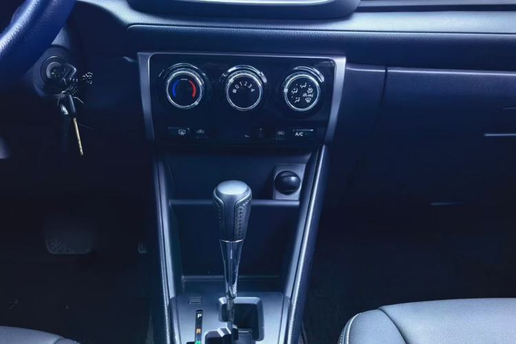 Used Toyota YARiS L  Zhi Xiang 2017 1.5E CVT Dynamic Edition
