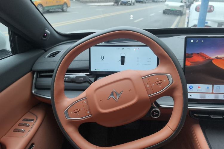 Used Dongfeng eπ eπ007 2025 Model Pure-Electric 565 All-Wheel-Drive Max Leading Edition
