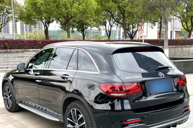 Used Mercedes-Benz GLC 2021 GLC 260 L 4MATIC Luxury Model Exterior 4