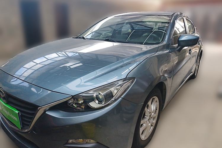 Used Mazda 3 Axela 2016 Sedan 1.5L Automatic Comfort Model