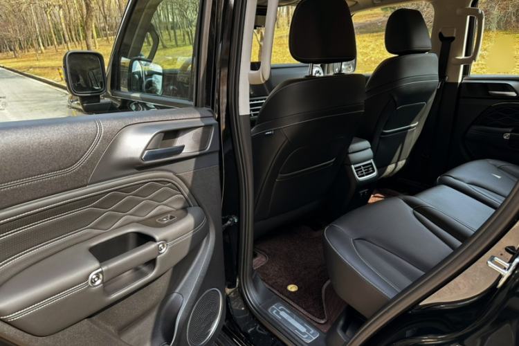 Used Tank 300 2025 2.0T Challenger