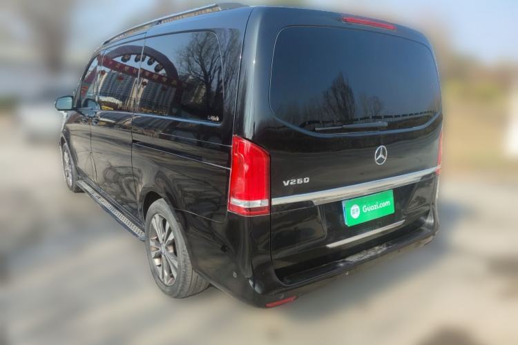 Used Mercedes-Benz V-Class 2017 V 260 Avantgarde Edition
