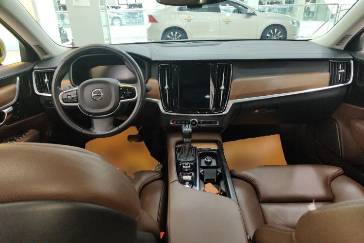 Used Volvo S90 2020 T5 Zhiyuan Luxury Edition Center Console