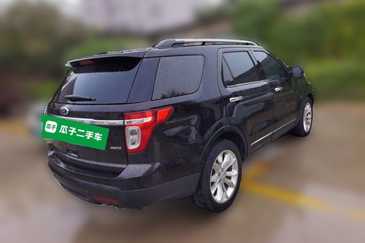 Used Ford Explorer 2013 3.5L Deluxe Model
