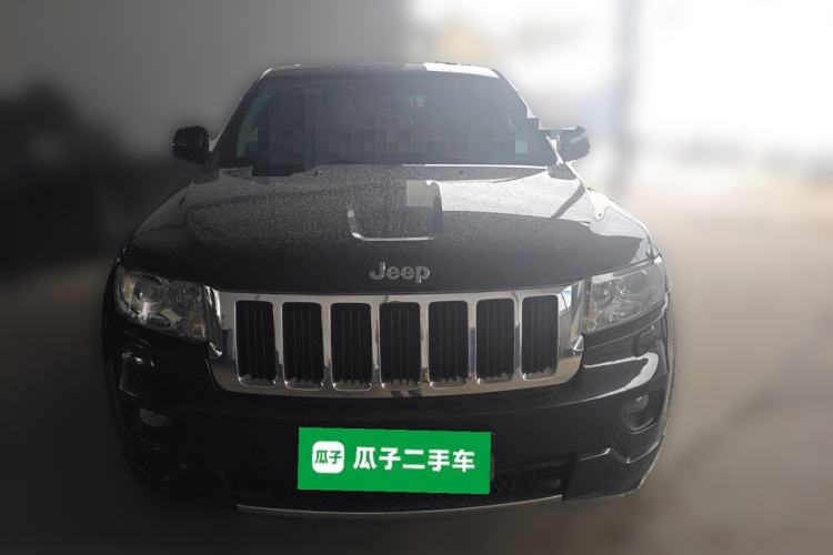 Used Jeep Grand Cherokee 2011 3.6L Luxury Navigation Edition Front