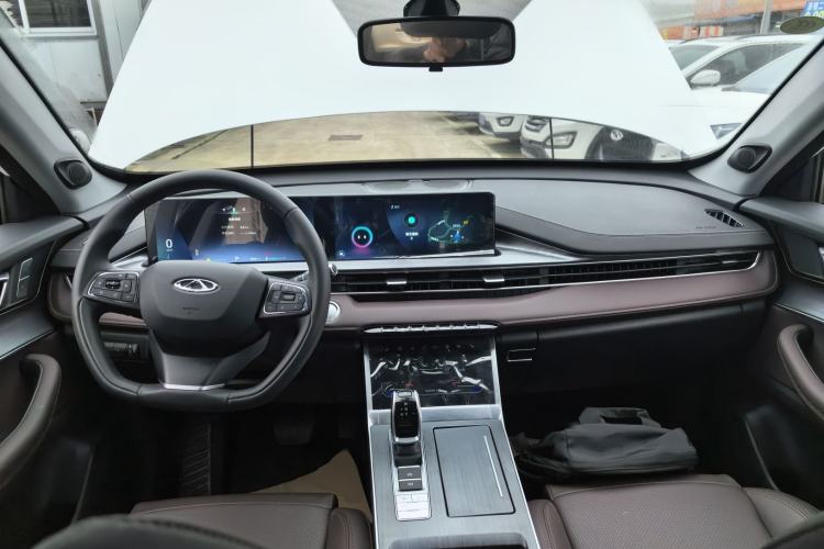 Used Chery Tiggo 7 2024 1.5T CVT Luxury Edition Center Console