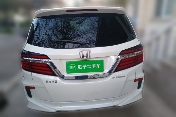 Used Honda Elysion 2016 2.4L Luxury Edition

