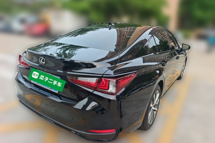 Used Lexus ES 2020 200 Excellence Edition
