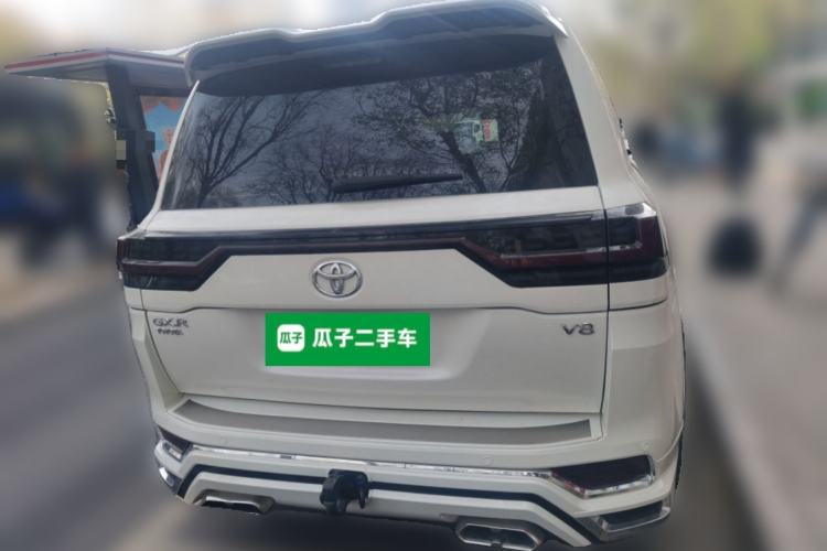 Used Toyota Land Cruiser 
