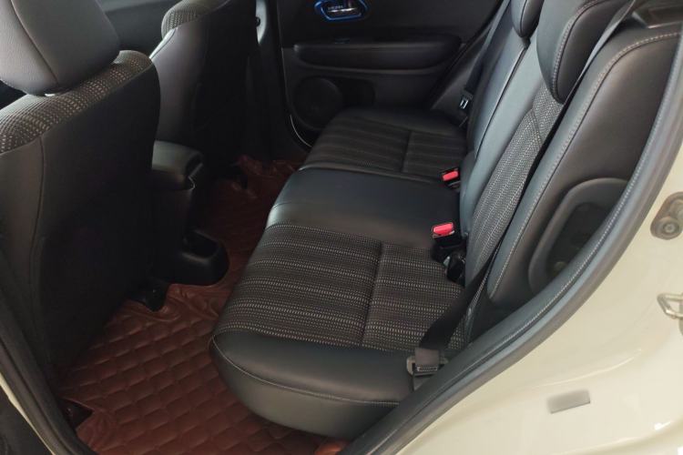 Used Honda Vezel 2017 1.8L CVT Front-Wheel Drive Pioneer Edition Left Rear Seat