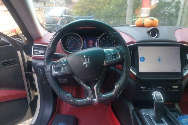 Used Maserati Ghibli 2014 3.0T Standard Edition Steering Wheel