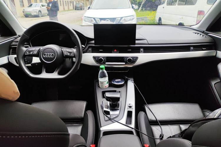 Used Audi A4L 2022 40 TFSI Luxury Dynamic Model
