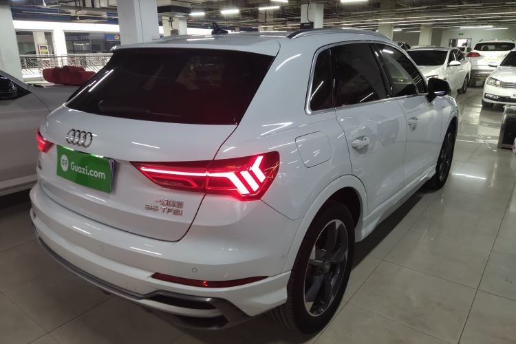 Used Audi Q3 2021 35 TFSI Fashion Dynamic Model