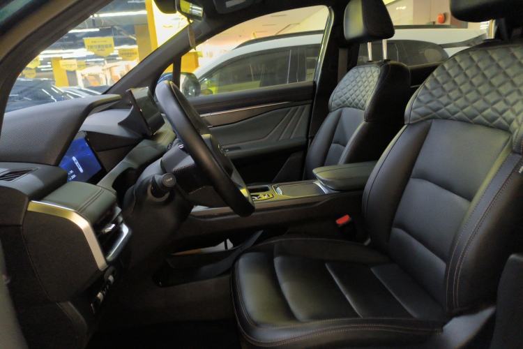 Used Geely Auto Haoyue L 2023 2.0T DCT Prestige Edition