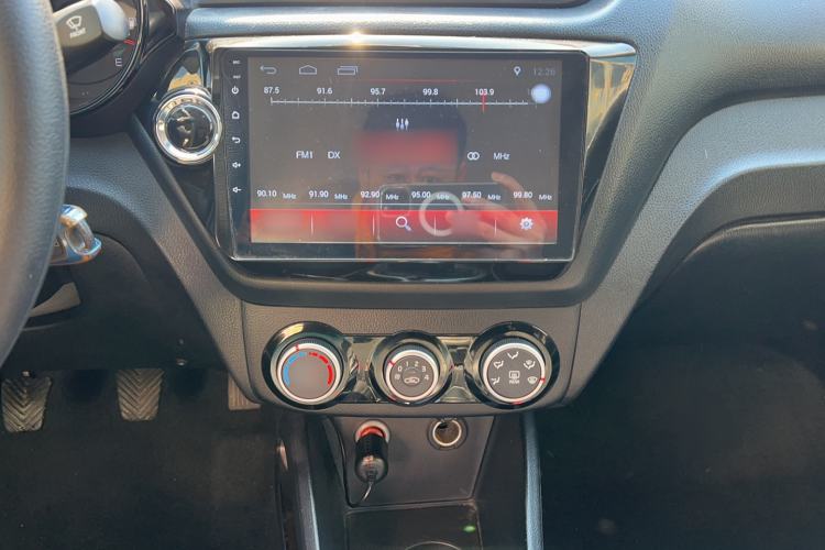 Used Kia K2 2015 Sedan 1.4L MT GLS