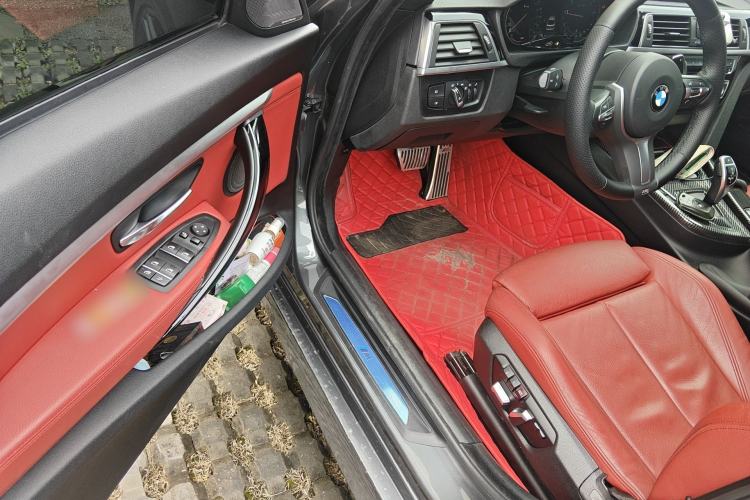 Used BMW 3 Series GT 2020 320i M Sport Night Edition Driver Seat