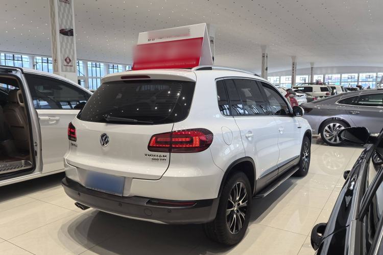 Used Volkswagen Tiguan L 2015 1.8TSI Automatic All-Wheel-Drive Luxury Model