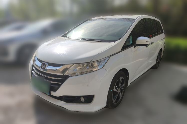 Used Honda Odyssey 2015 Revised 2.4L Luxury Edition