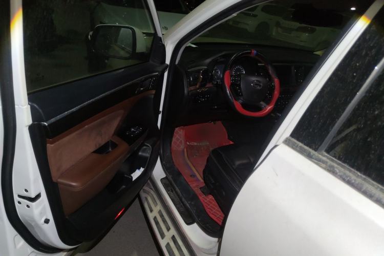 Used GAC Trumpchi GS8 2017 320T Two-Wheel Drive Luxury Smart Connectivity Version (7 Seats)