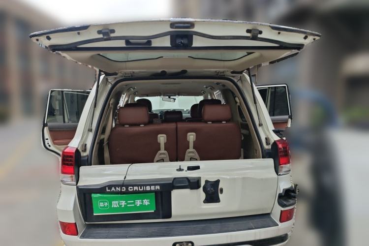 Used Toyota Land Cruiser 