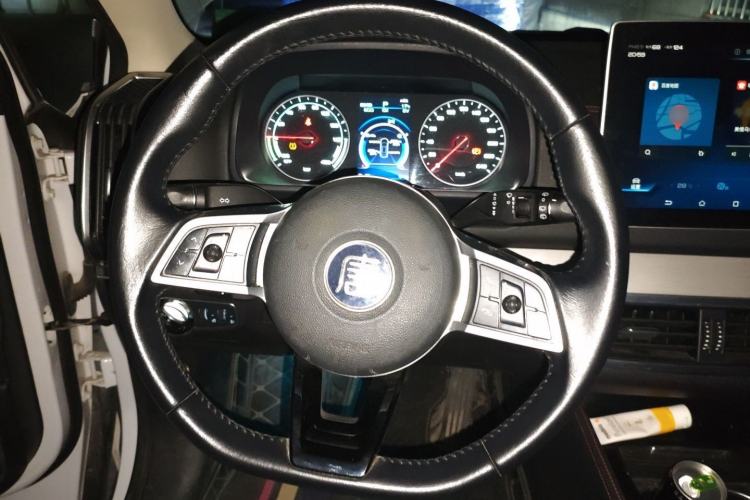 Used BYD Tang New Energy 2018 DM 2.0T All-Wheel Drive Smart Connect Advanced Model 7 Seats China V Emission Standard
