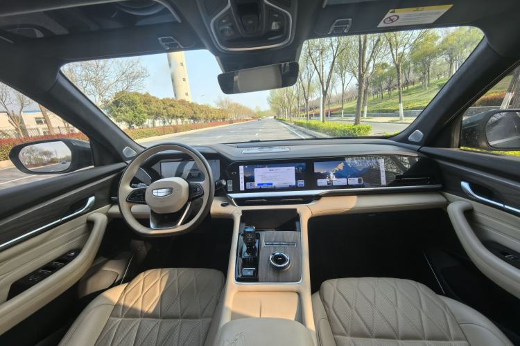 Used Geely Auto Monjaro L 2025 Dongfang Yao 2.0TD Automatic All-Wheel-Drive Wangyue Edition Interior 4