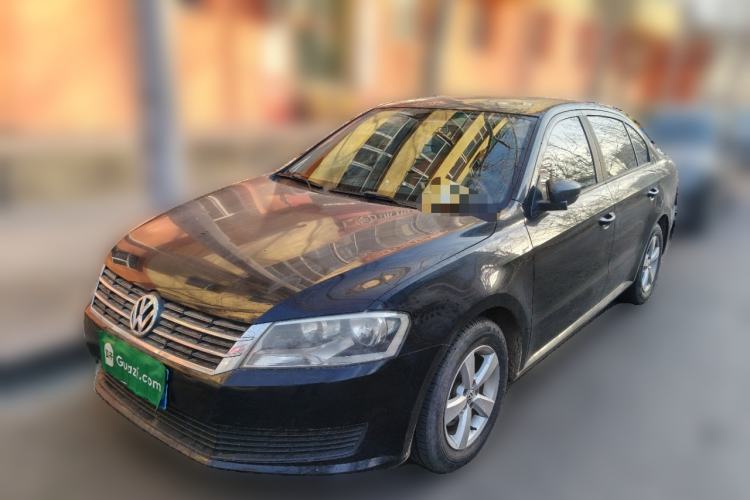 Used Volkswagen Lavida 2013 Revised Classic 1.6L Automatic Fashion Edition