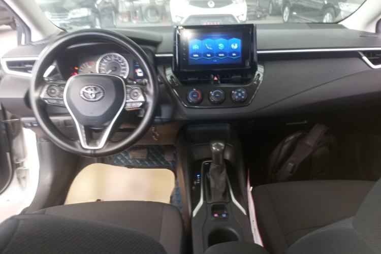 Used Toyota Corolla 2021 1.2T S-CVT Pioneer Edition Center Console