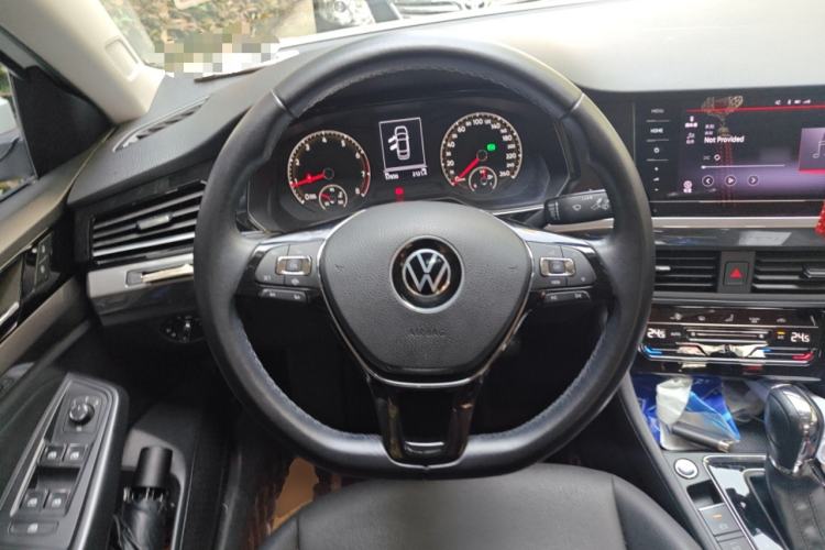 Used Volkswagen Bora 2021 1.5L Automatic Elite Smart Connect Edition Steering Wheel
