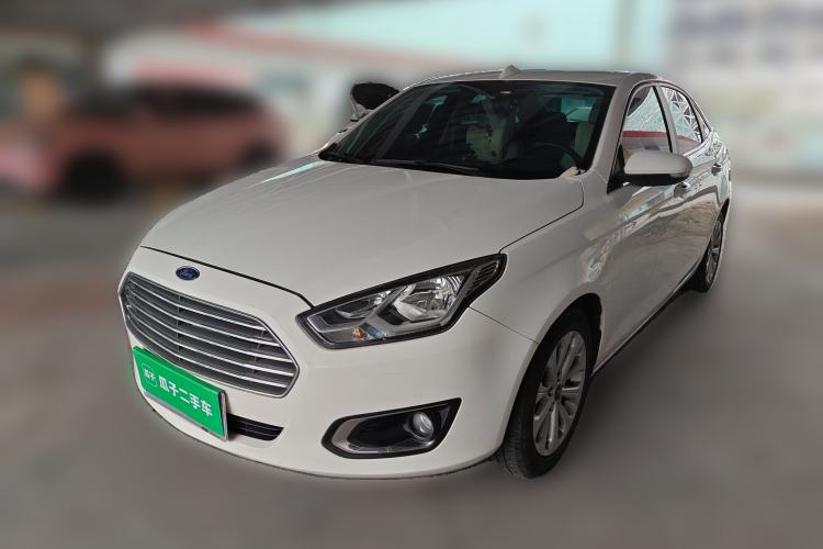 Used Ford Escort 2015 1.5L Automatic Fashion Model