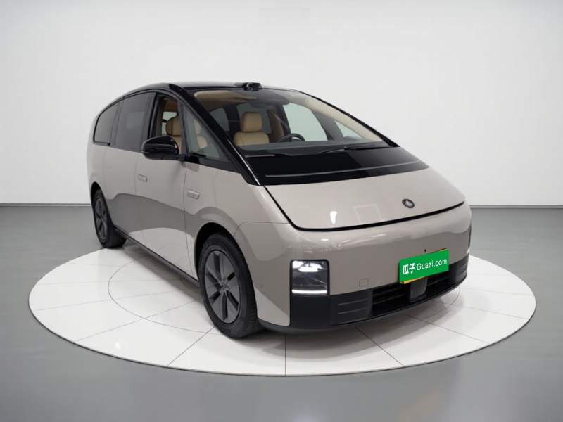 Used Li Auto MEGA 2025 Ultra Smart Refreshed Edition — 3