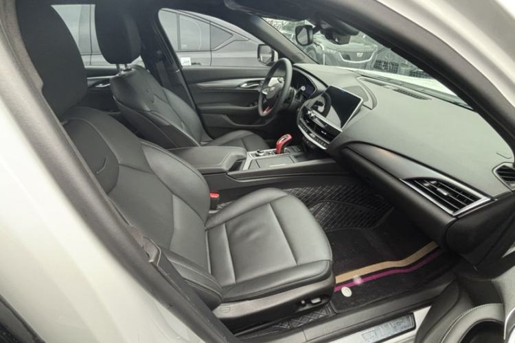 Used Cadillac CT5 2021 28T Luxury Model Interior 5