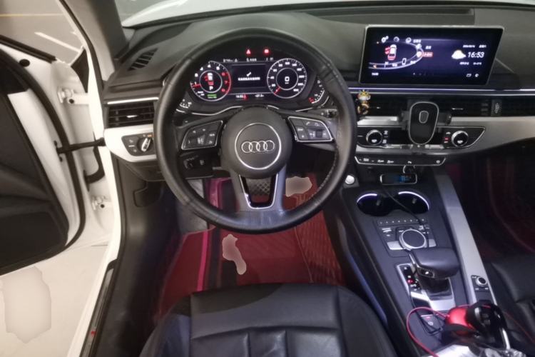 Used Audi A4L 2018 30th Anniversary Edition 40 TFSI Fashion Model