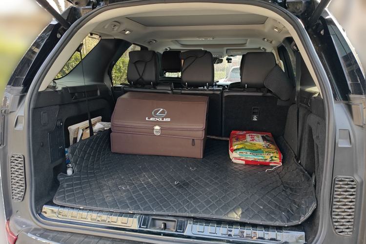 Used Land Rover Discovery 2018 3.0 SC V6 SE