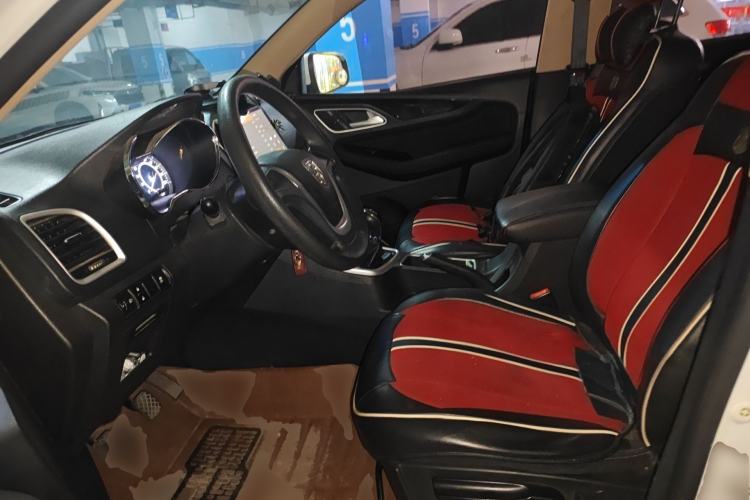 Used Baojun 560 2016 1.8L Manual Value Edition
