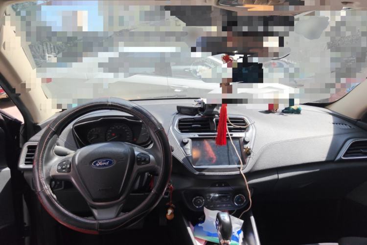 Used Ford Escort 2015 1.5L Automatic Fashion Model